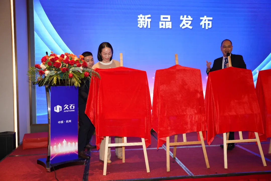 1736322405211716.jpg 640.webp (3).jpg